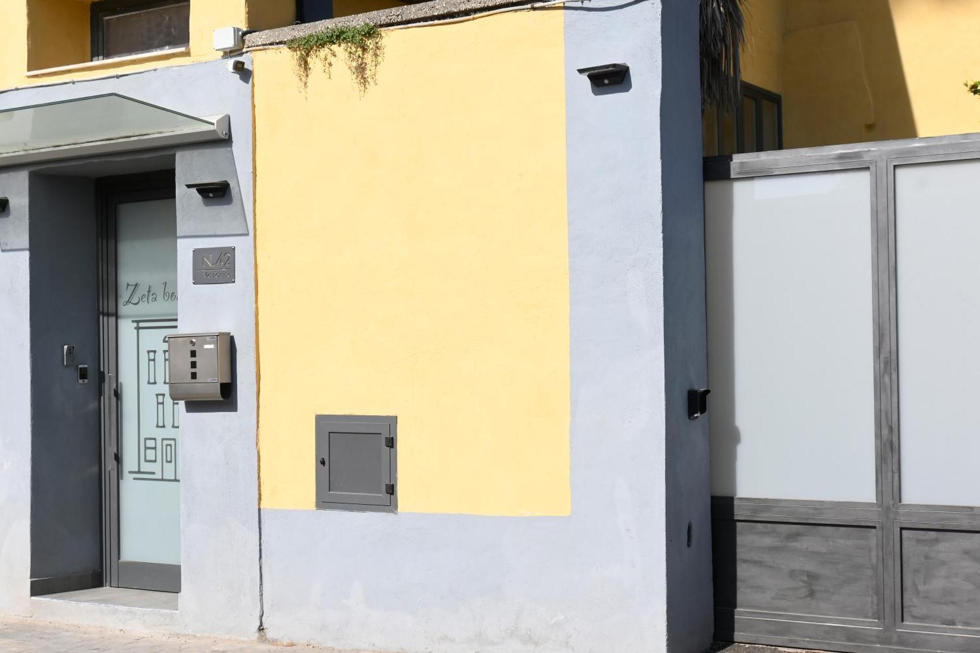Zeta Boutique Caserta Exterior foto